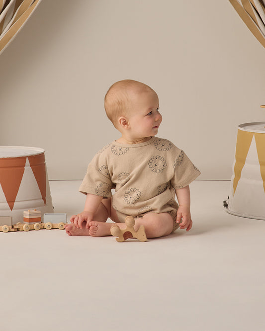 Relaxed Short Sleeve Bubble Romper || Lion