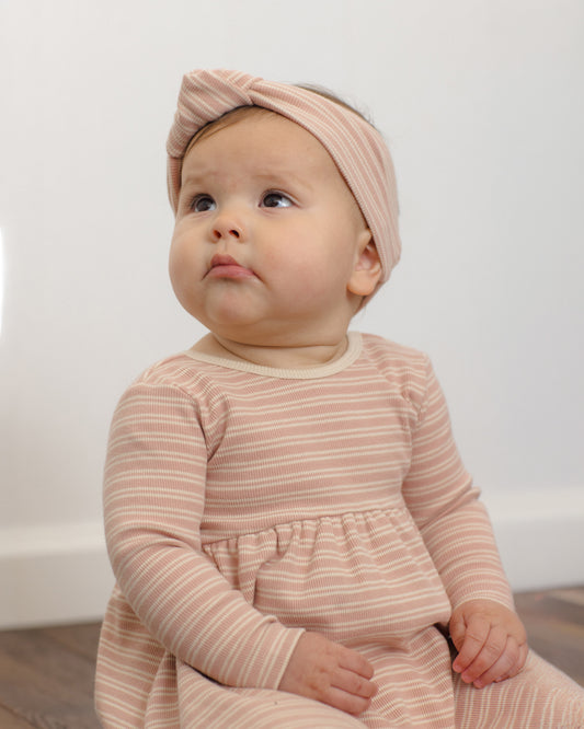 RIBBED LONG SLEEVE DRESS DUSTY ROSE MICROSTRIPE