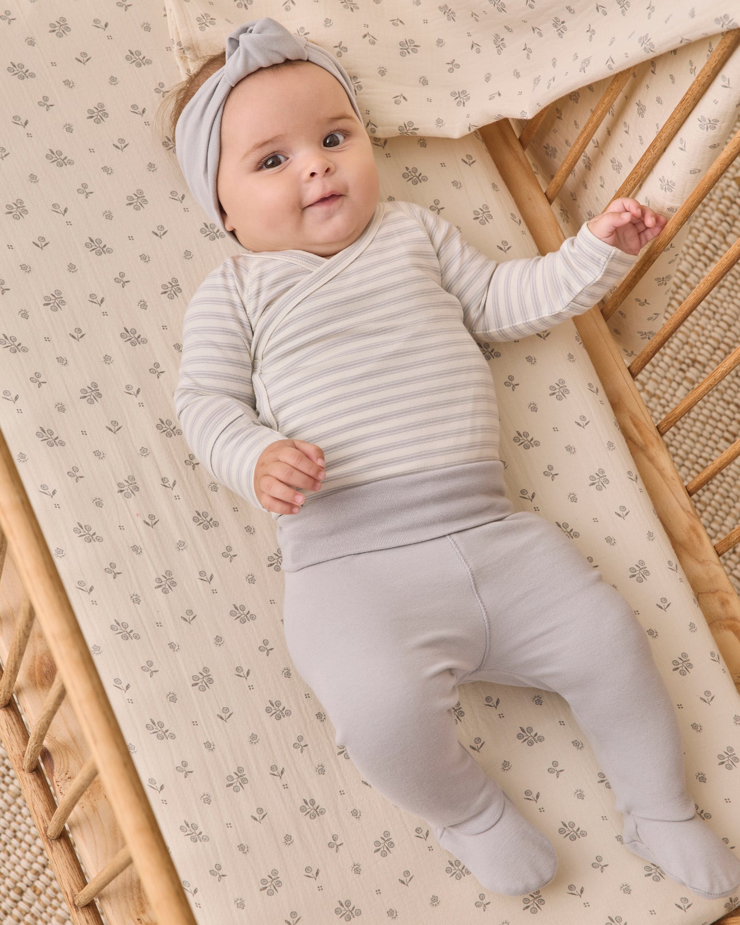 SIDE SNAP BODYSUIT + PANT SET CLOUD STRIPE