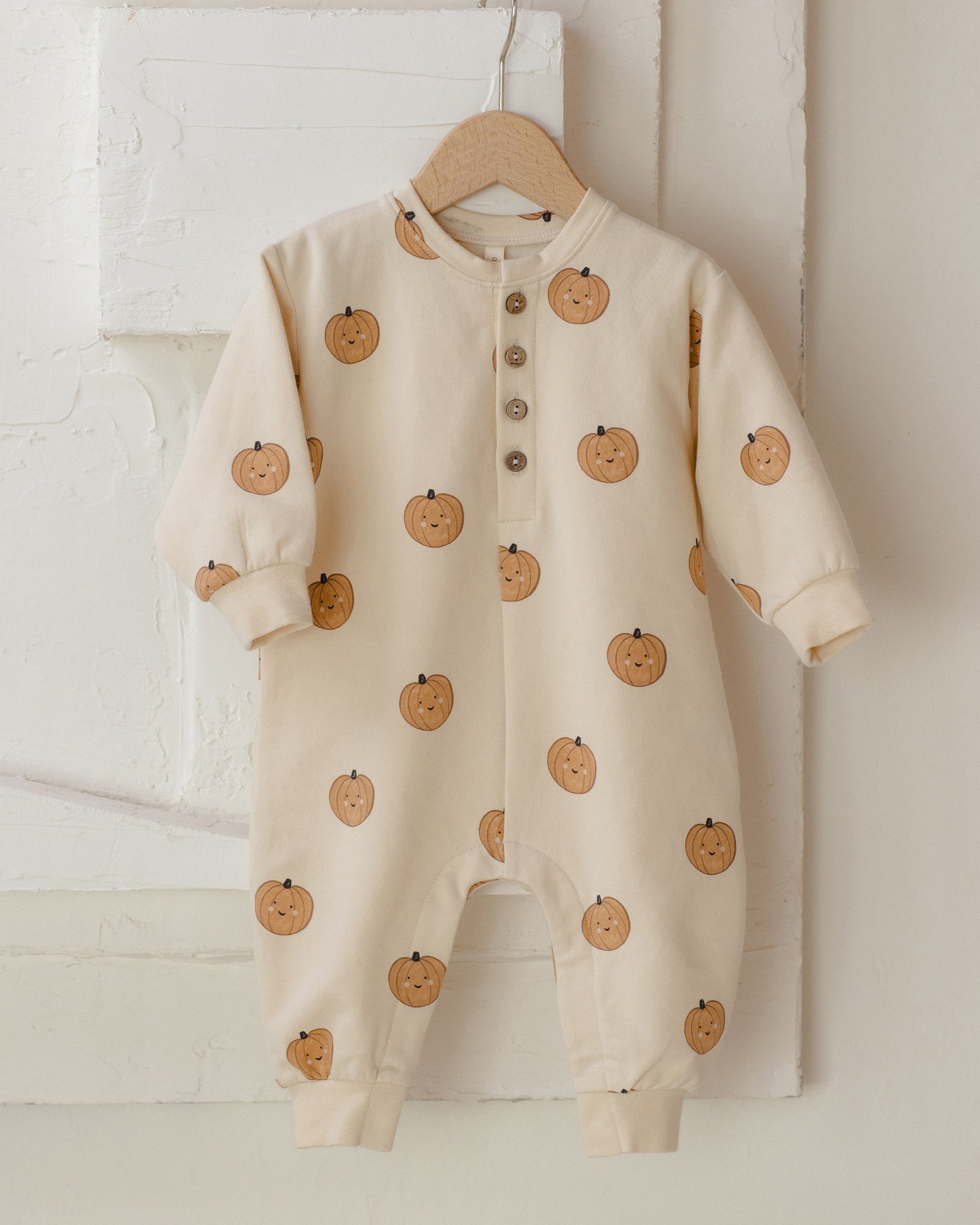 RELAXED FLEECE JUMPSUIT PUMPKINS